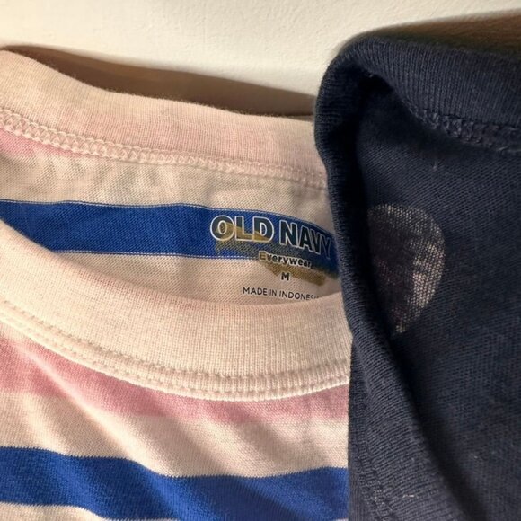 NEW Old Navy Womens M Lot of 5 Tees Bundle Floral Casual Fruit Stripe Everyday - Picture 9 of 11